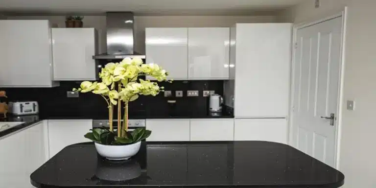plan de travail en quartz noir