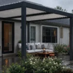 Patio sous la pluie avec pergola